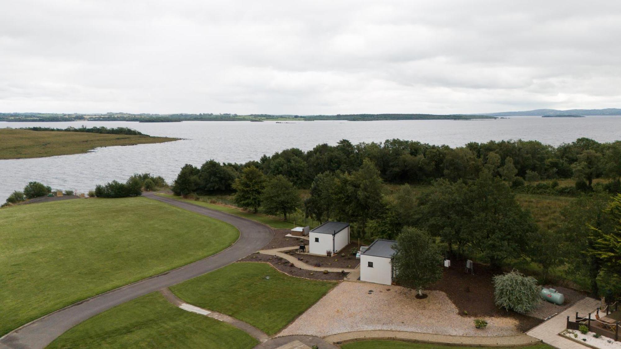 Lakescape - Waterfront Self- Catering Cabins Енніскіллен Екстер'єр фото