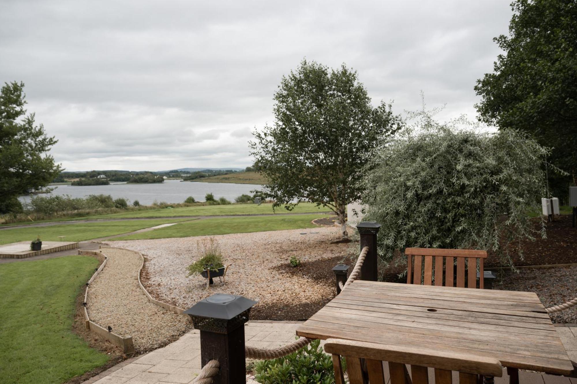 Lakescape - Waterfront Self- Catering Cabins Енніскіллен Екстер'єр фото