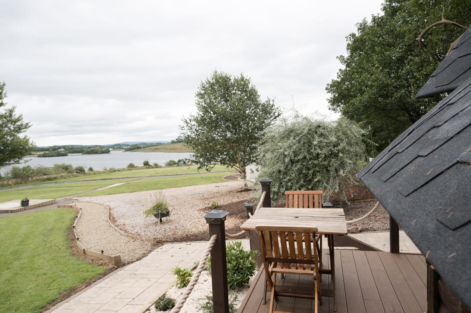 Lakescape - Waterfront Self- Catering Cabins Енніскіллен Екстер'єр фото