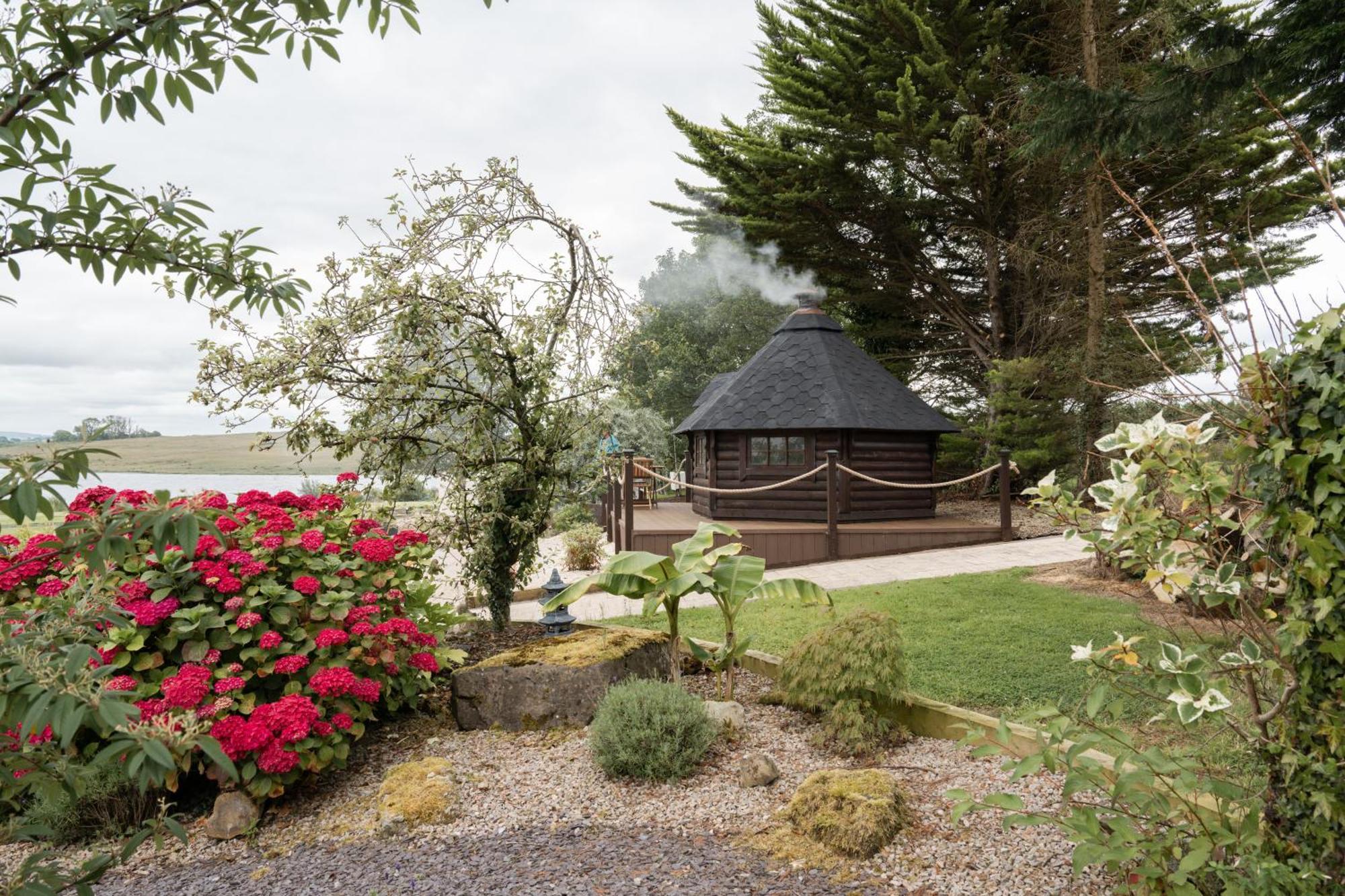 Lakescape - Waterfront Self- Catering Cabins Енніскіллен Екстер'єр фото